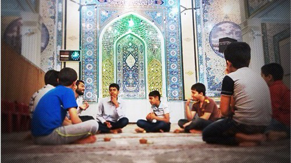 مسجد سنگر دفاع فرهنگی و پایگاه بسیج مردمی است